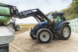 Valtra Serie A HiTech4 Loader