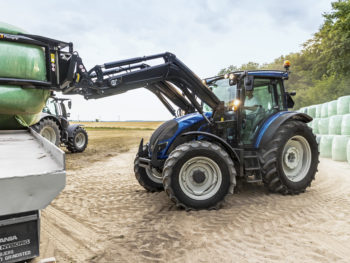 Valtra Serie A HiTech4 Loader