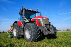 Massey Ferguson 8S