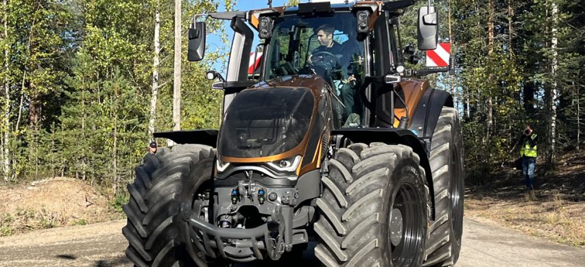 Valtra S6