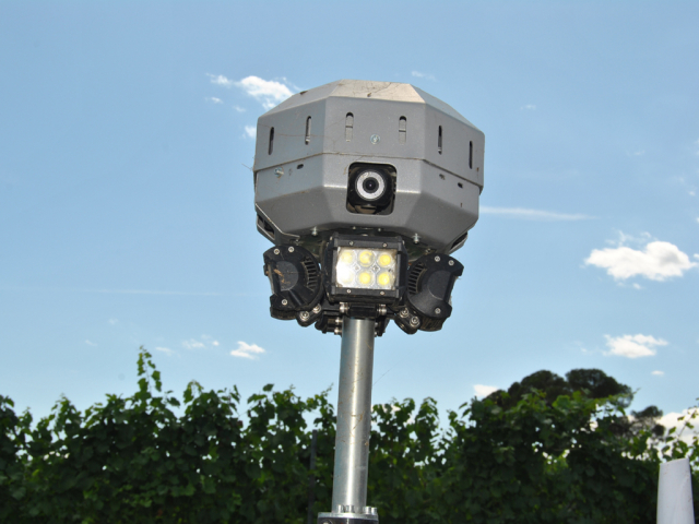 Robot-Black-Shire-06