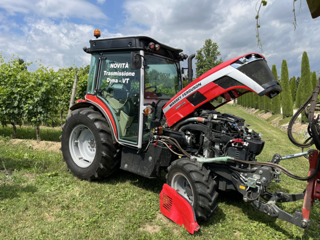 Massey-Ferguson-3SP-Dyna-VT_02