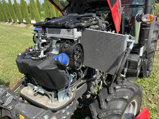 Massey-Ferguson-3SP-Dyna-VT_04