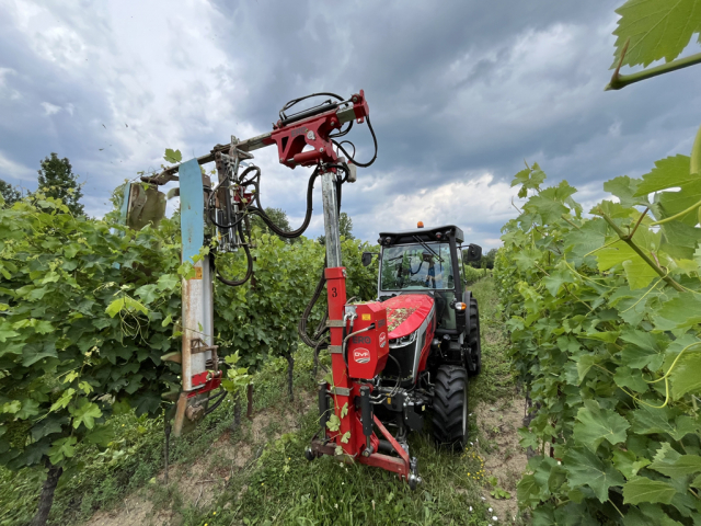 Massey-Ferguson-3SP-Dyna-VT_09